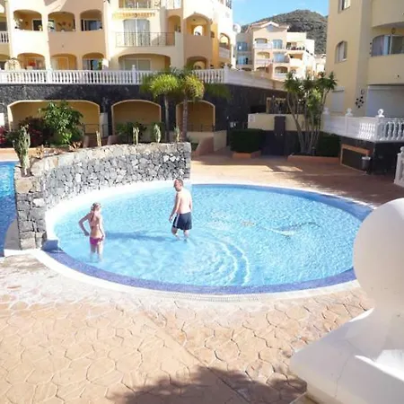 Bonito Apartamento A 300 Metros Del Mar